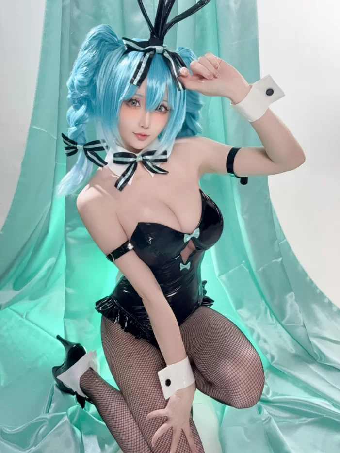 Cosplay 星之迟迟_5月 初音 兔女郎 [44P+1V]【44P+1V+550m】