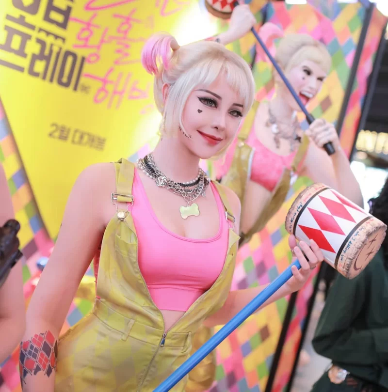 Cosplay ]近期全网爆红，B站几天涨粉百万的韩国小姐姐Yasal-图包【135v2046p+1.5G】