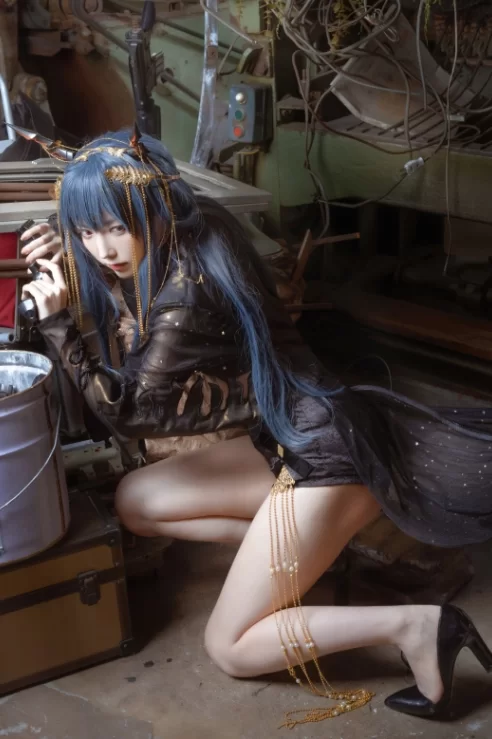 国产coser 切切celia - 明日方舟 陈 音律联觉 12P-188M【12P+188M】