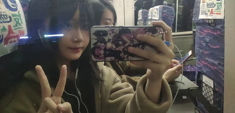 高颜值美女 [定制泄漏]露脸清纯少女 宿野suye 写真作品合集【15v808p+8g】