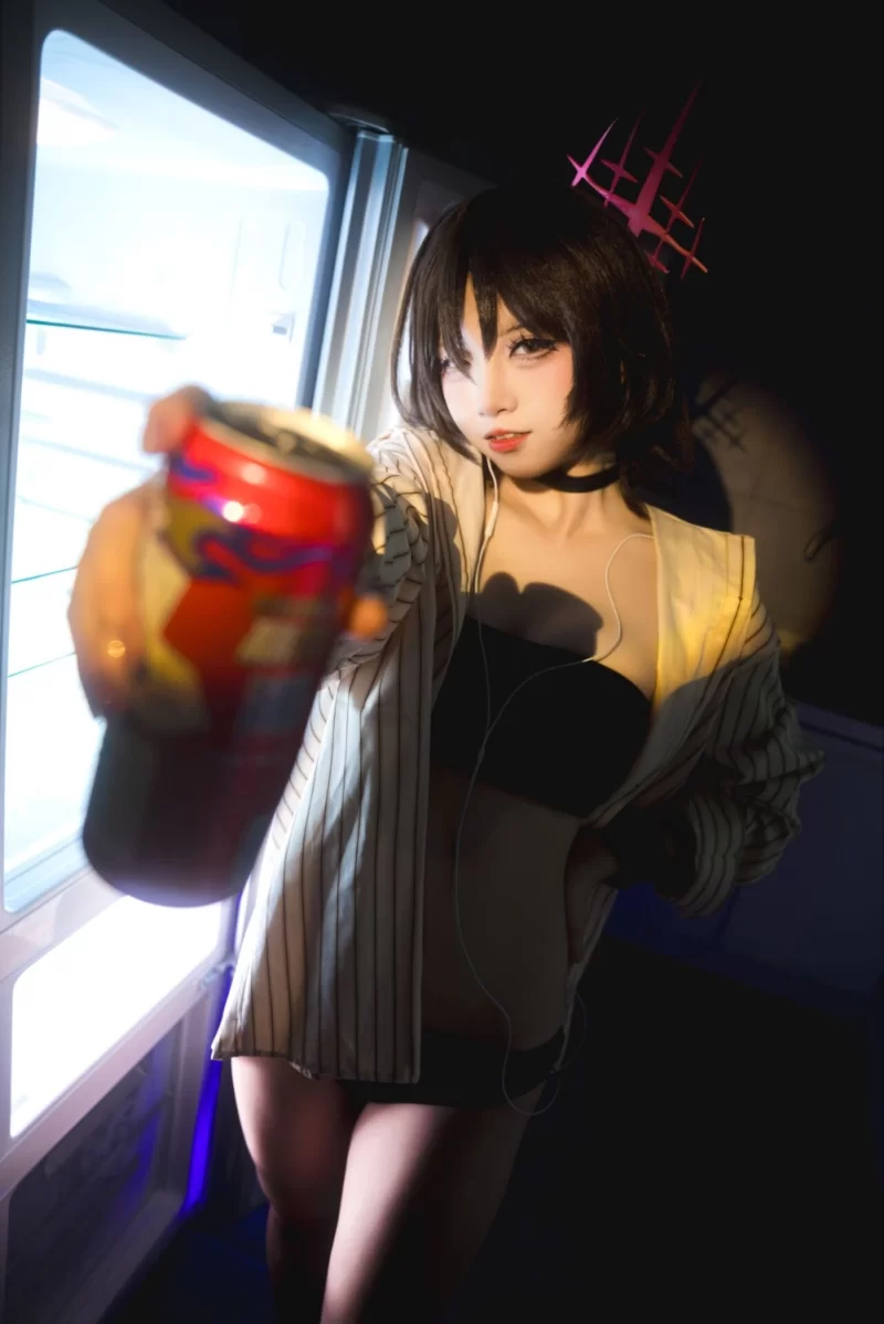 国产coser 纸悦Etsu_ko－美咲泳装 [28P-431MB]【28P+431M】