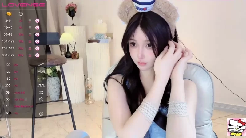 合法萝莉 娃娃脸超级漂亮的长腿美腿萝莉[Deepeggs]172CM高挑身材！【3v+740m】