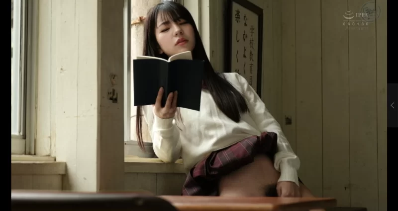其他 美颜版-极品女高中生在教室思春，艺术成分很高-浅野【2V+7.77G】