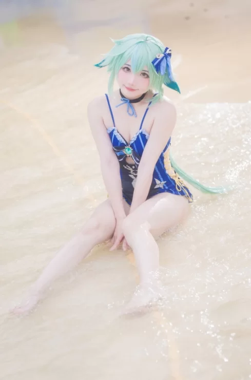 国产coser 是三不是世w - 砂糖泳装 44P-129M【44P+129M】