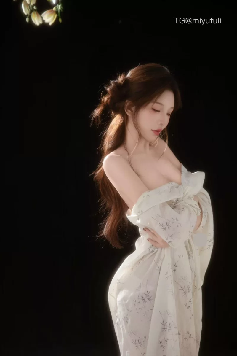 高颜值美女 [素]抖音 嘉欣 岛遇 最新至：2025.7.6【44P47V+336M】