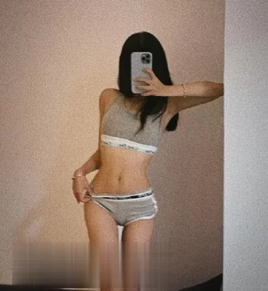 美女御姐 抖音福利姬美女 纯欲伊 视频福利合集【64v+143p+121m】