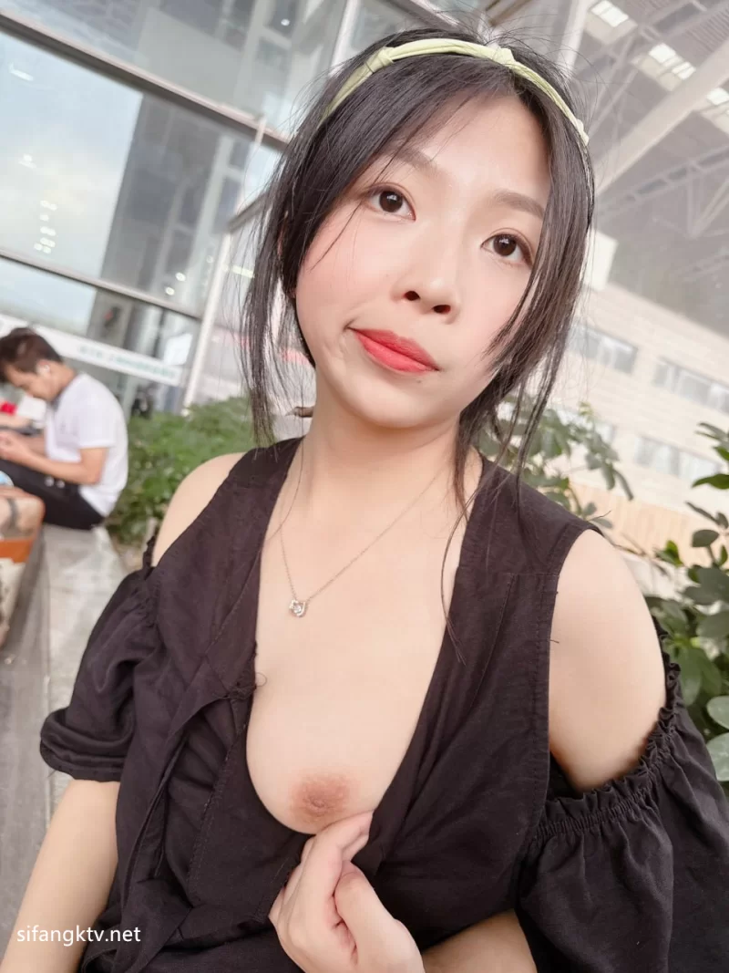 合集 来看看女神不为人知的朋友圈！真实的高颜值泄密合集412人【1453V+4167P+19G】