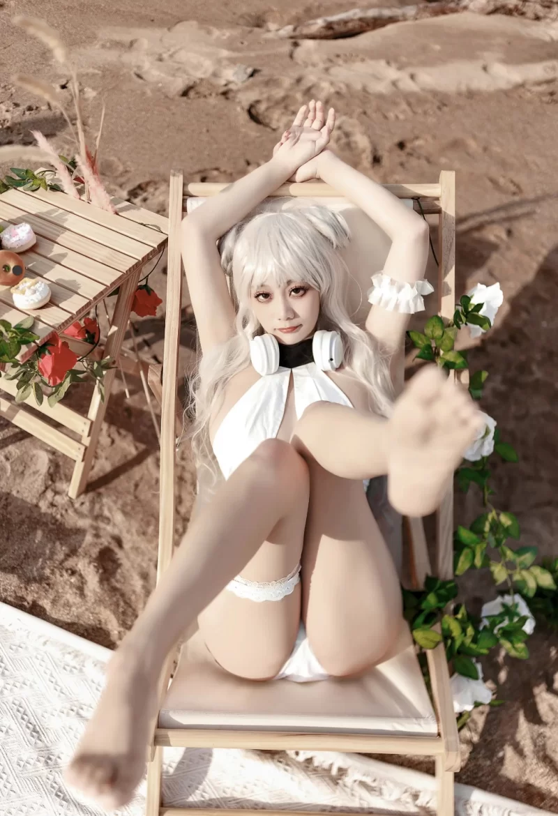 国产coser 阿雪雪写真合集【npv+26.5g+】