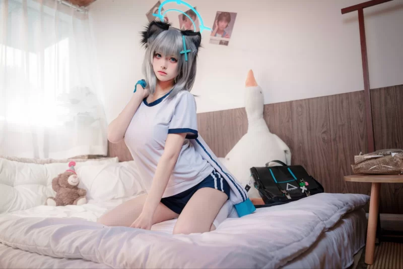 国产coser 九柒喵 体操服白子 [17P 67MB]【17P+67M】