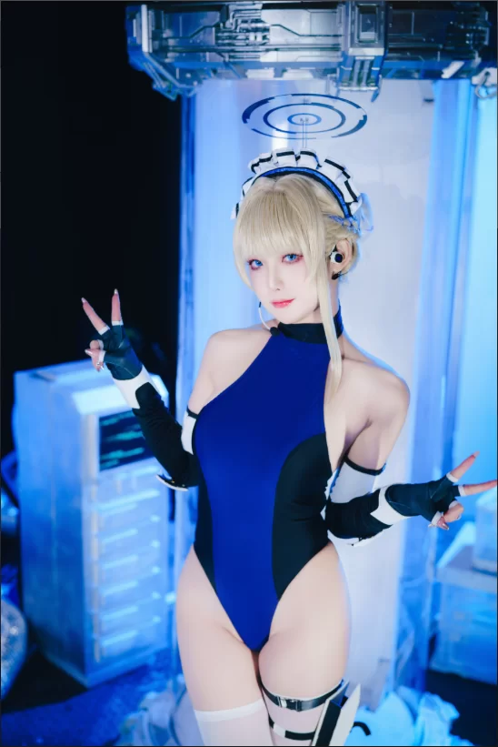 国产coser 封疆疆v – 合集68套&随包视频7月更新【2361P+20G】