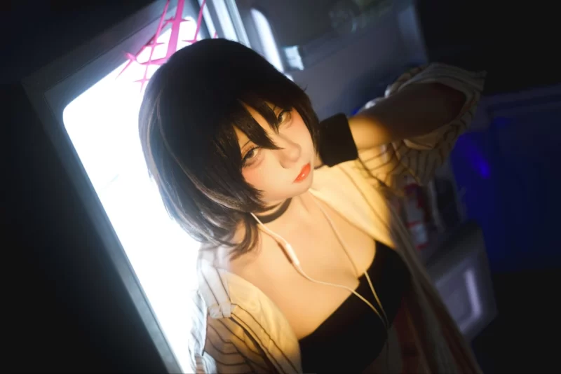 国产coser 纸悦Etsu_ko－美咲泳装 [28P-431MB]【28P+431M】