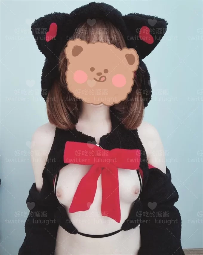 福利姬 好吃的鹿鹿 – 白虎萝莉私拍【188P7V+196M】