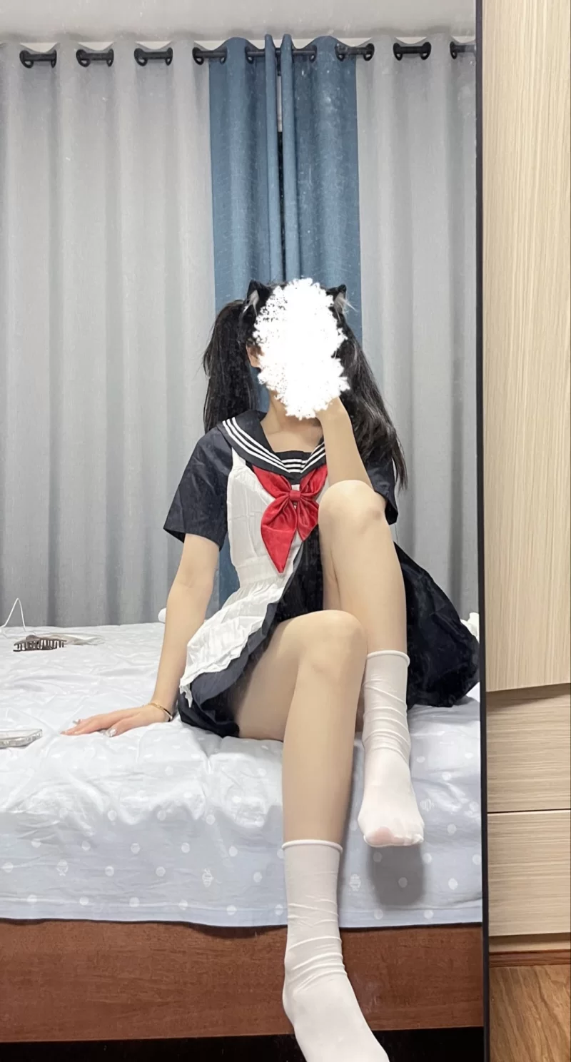 福利姬 困困鱼@kk3088871234685 – [288门槛] 21分钟 长发萝莉 毕业季双【18p/1v+1.63G】