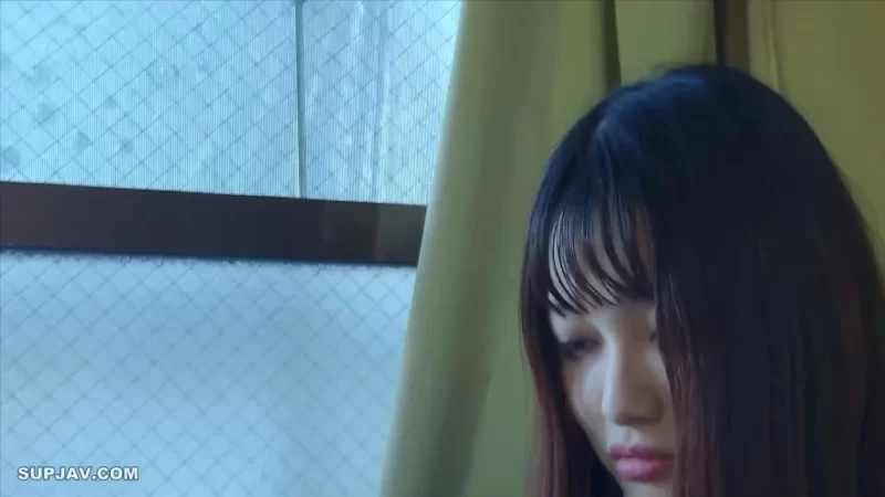 日韩AV 都市商业系同学，需要钱的美少女肛交3P，随心所欲。云盘【1v+2.2g】