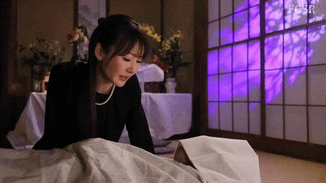 3p/多p [无码破解]DLDSS-421_小沢菜穂_黑丝丧服药诱NTR【1V+8G】