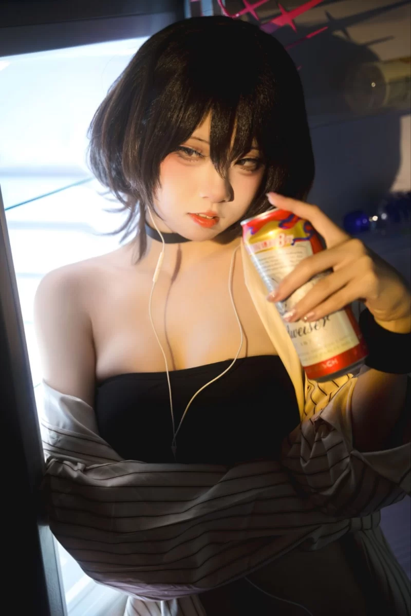 国产coser 纸悦Etsu_ko－美咲泳装 [28P-431MB]【28P+431M】