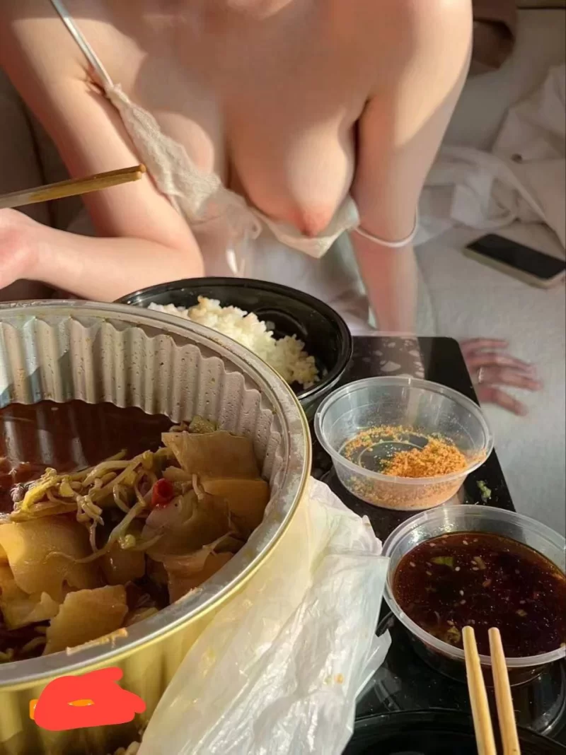 美女御姐 精品整理极品巨乳美乳合集【32V8P+7.8G】