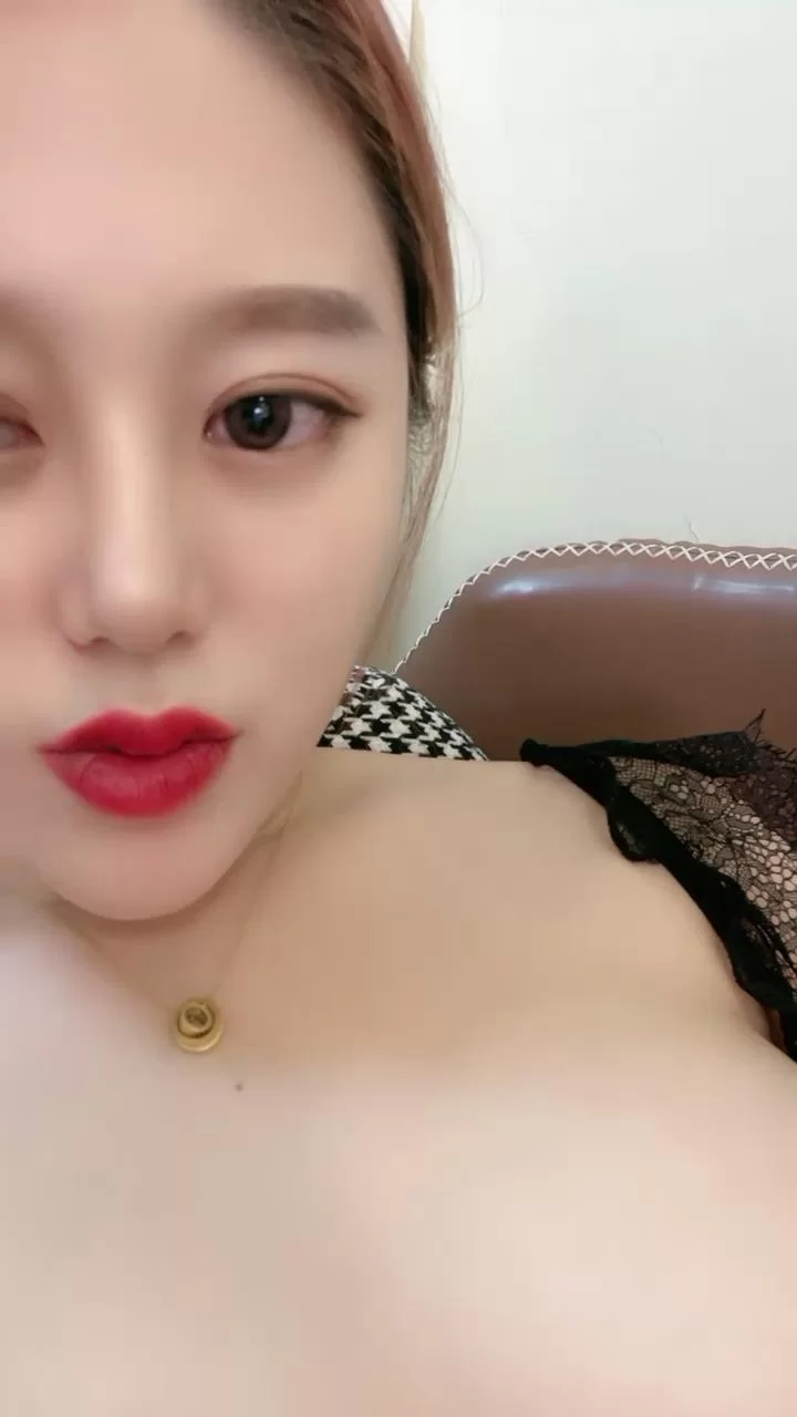 美女御姐 开档黑丝全程露脸情趣装诱惑的小少妇精彩大秀，骚逼洗【1v+655m】