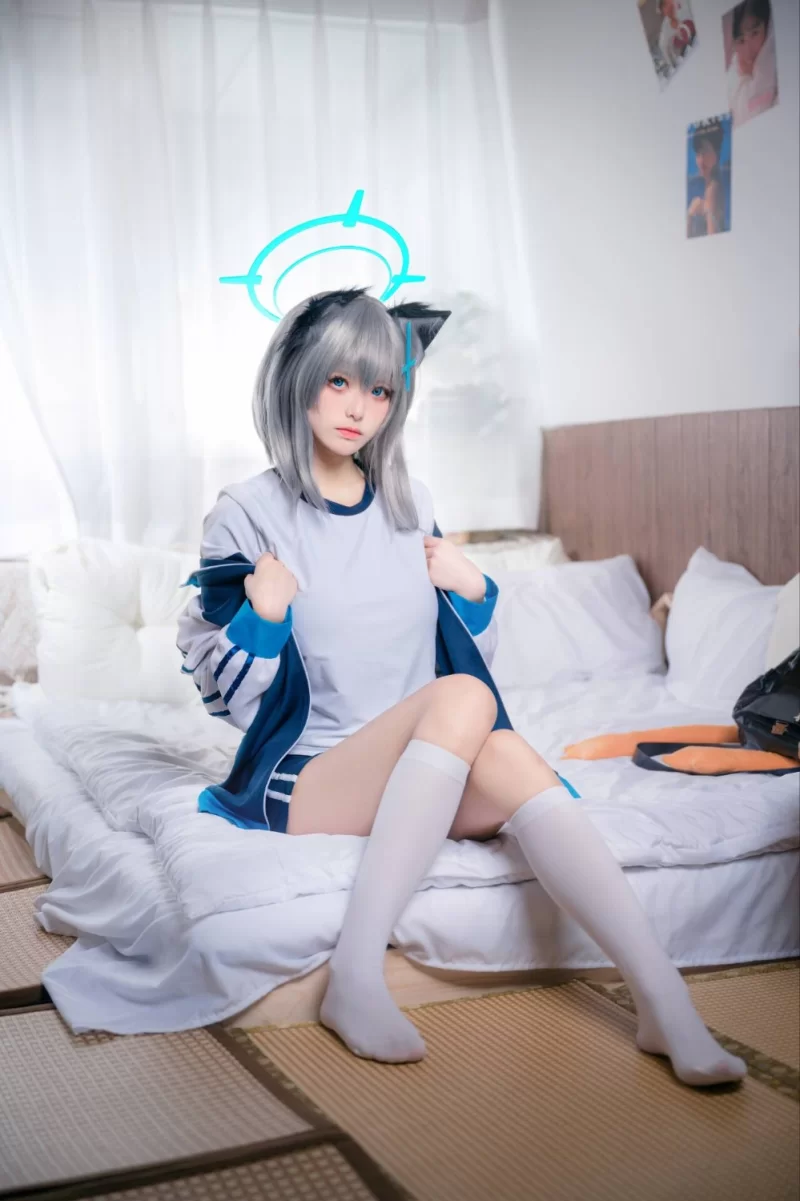 国产coser 九柒喵 体操服白子 [17P 67MB]【17P+67M】