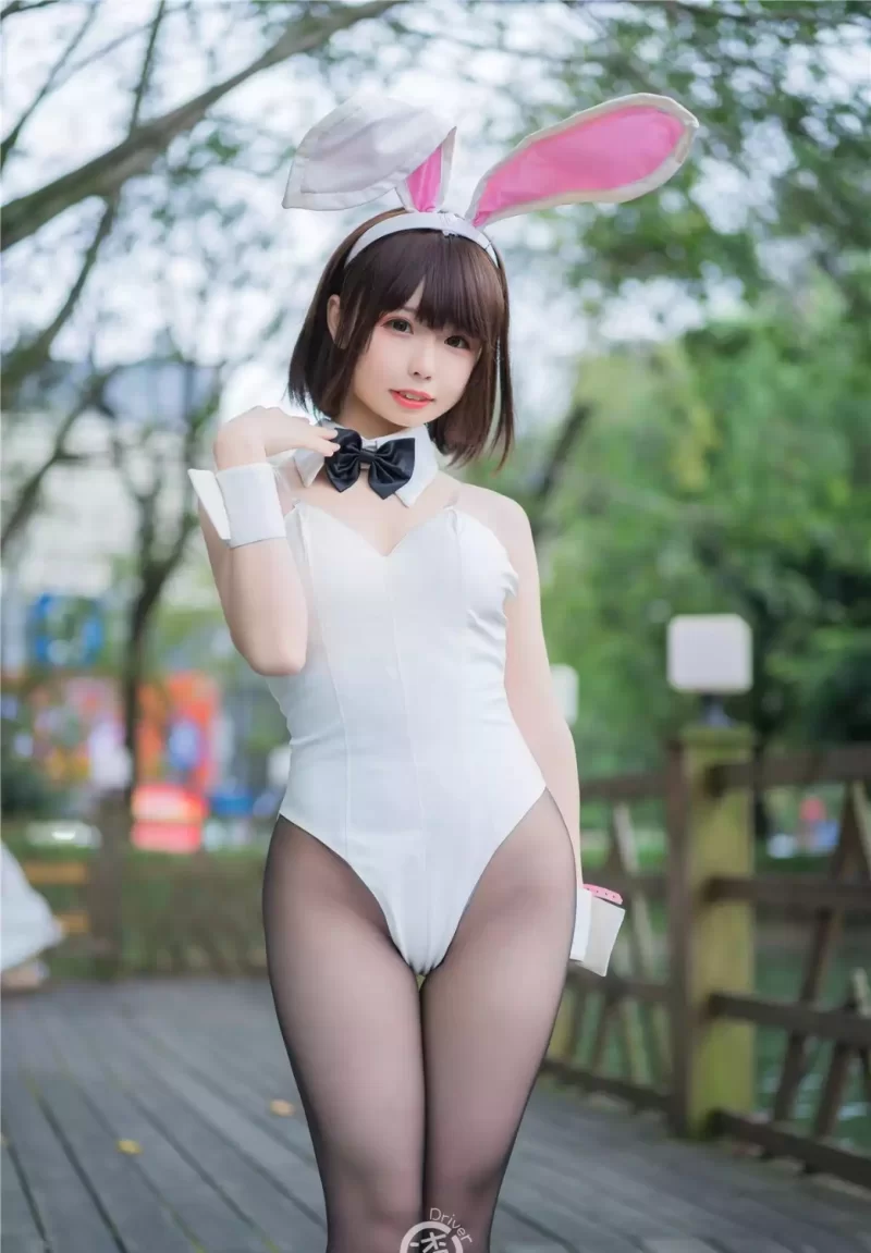 国产coser 十万珍吱伏特写真合集【npv+10.11g】