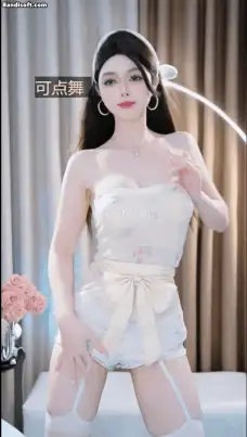 热舞 [畅聊 乔安]情趣透视瑜伽裤 手伸进衣内揉奶骚表情 热裤【8V+1.29G】