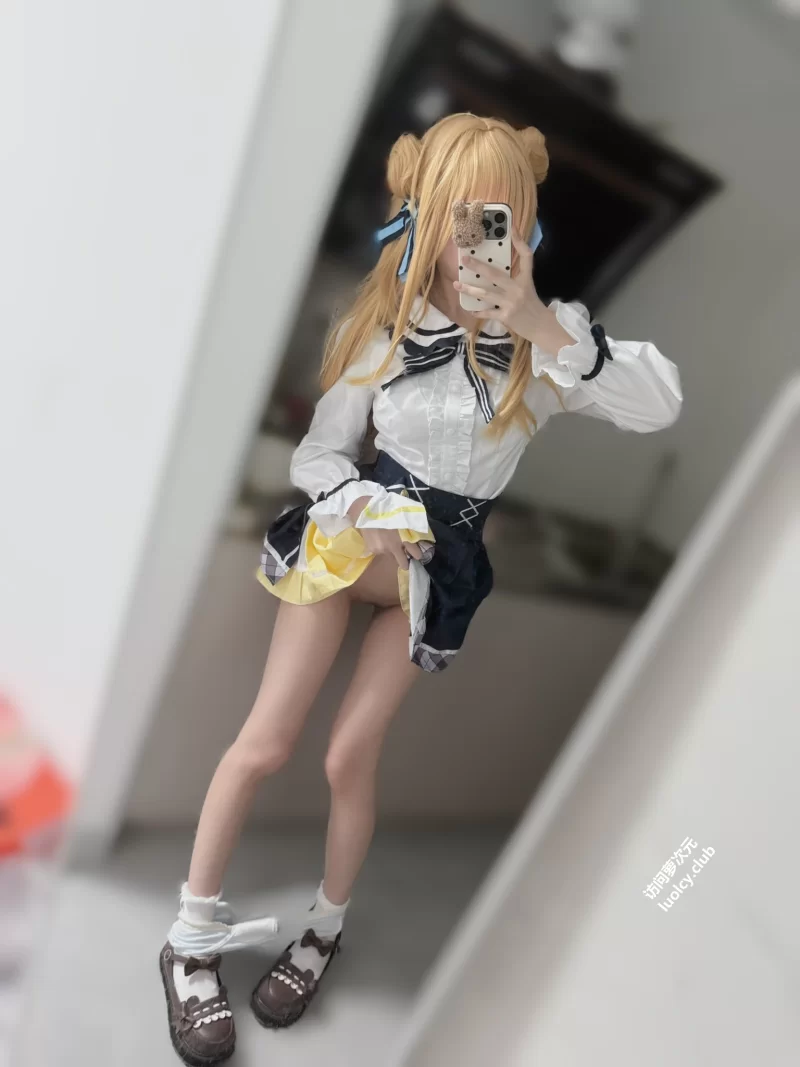 自拍 现实是宅@1Kuto3 – [288门槛] 14分钟 金主视频通话自慰【41p+1v+1.17G】