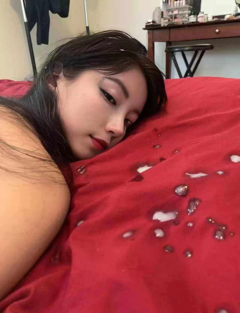自拍 推特大神[会喷水的蓝鲸鱼]淫妻癖约单男少妇群啪新流出【257P+405V+1.13G】