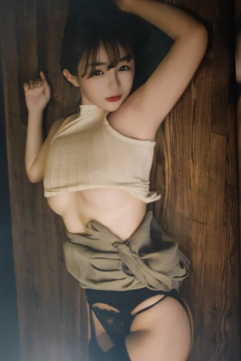 福利姬 桜井宁宁 NO.161 实体本 私人秘书【74P+396M】