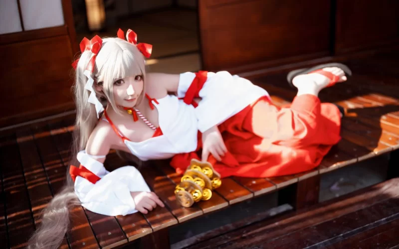 国产coser 是三不是世w - 碧蓝航线 可畏巫女【21P+566M】