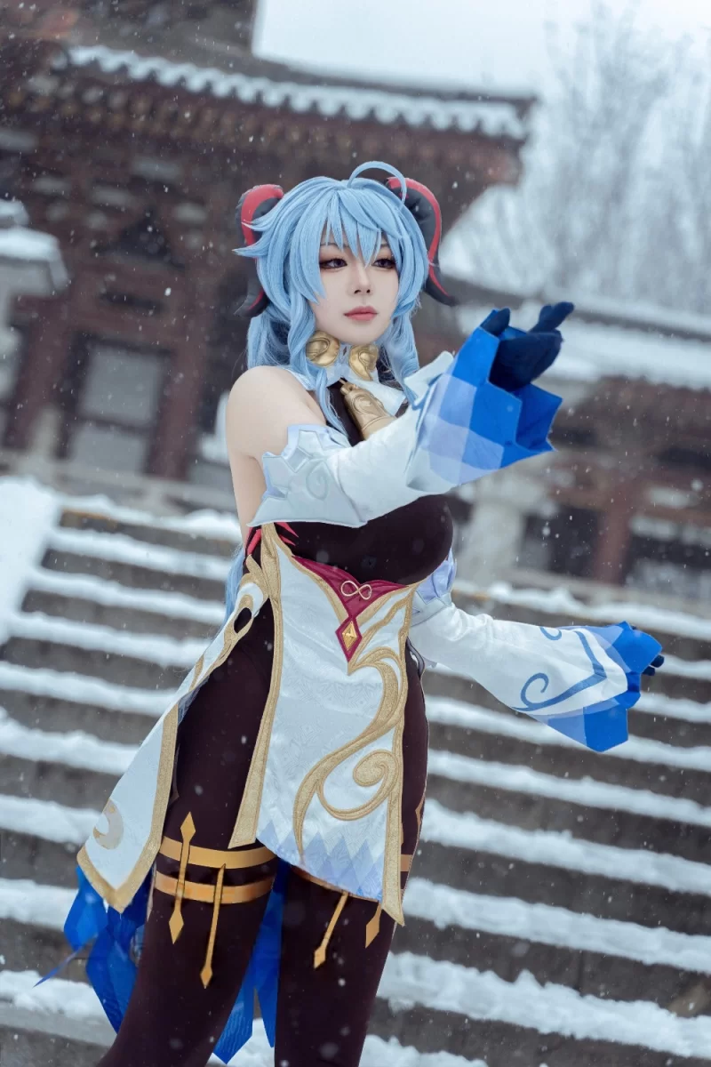 国产coser 虎森森 NO.046 原神 甘雨 雪景[42P 298.2M]【42P+298M】