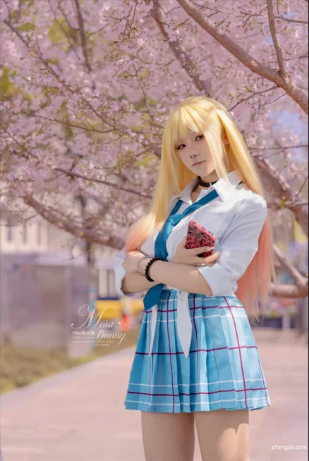 国产coser Yiko湿润兔 7月 喜多川海梦+特典 4K视图【108P2V+6.86G】