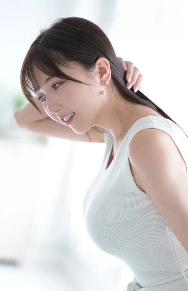 合集 巨乳福音❤️宮本留衣【16v+22.6G】