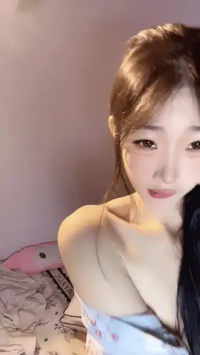 国产主播 高颜反差小少萝[呆呆小羊儿]情趣制服道具自慰0727-0810【24v+18G】