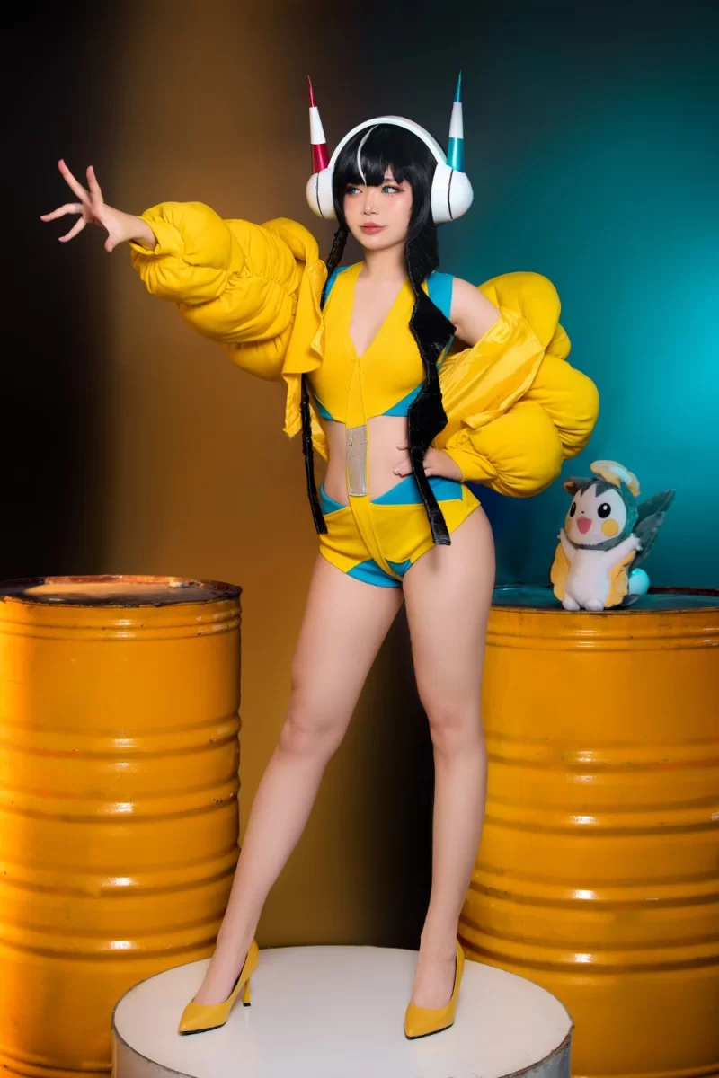 日韩coser ZinieQ Elesa [33P-238MB]【33P+238M】