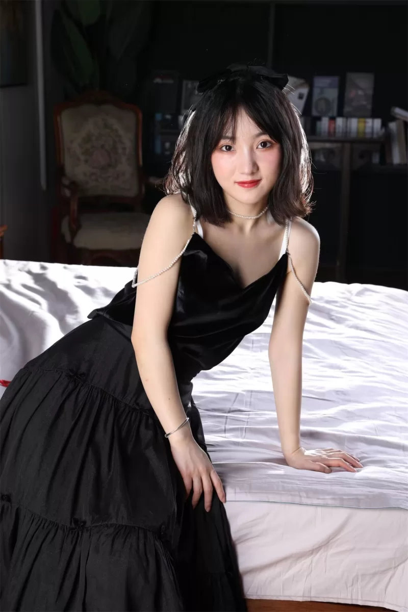 国产模特 国模 小不点 行色模特 黑色礼服【150P+860M】