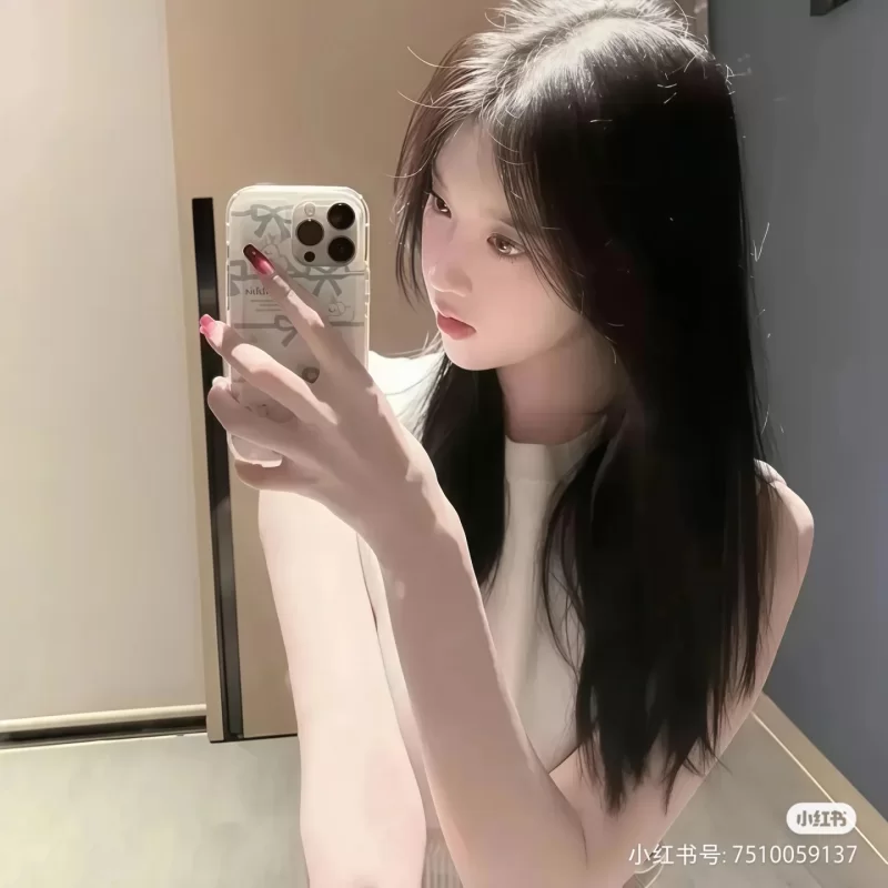 有撸点 新人制造，4秒去衣视频【视频130+230mb】