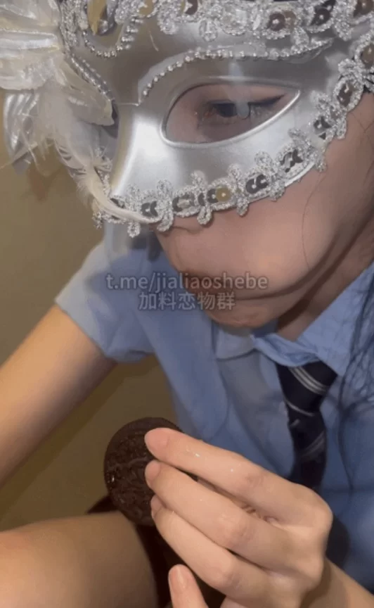 自拍 黄版吃播[堂妹九九joioio]吃各种带着表哥精液食物,喝尿口爱调教深喉口爆 短视频合集【1+41.6g】