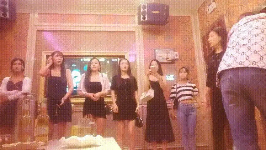合集 [歌厅探花]全网独家商K淫乱群P，学生妹，兼职御姐白领【137V+81G】