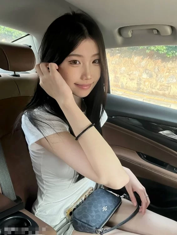 女大学生 被出卖的清纯女大学生私密性爱视频泄密流出！反差母狗【10v11p+273M】