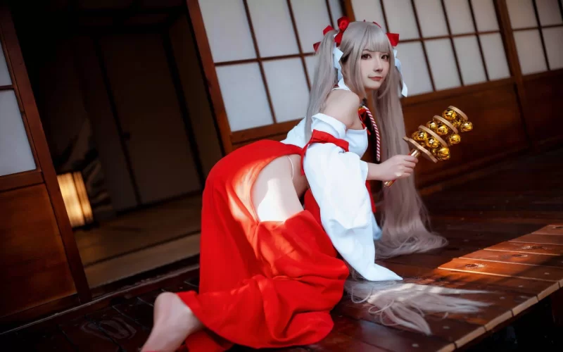 国产coser 是三不是世w - 碧蓝航线 可畏巫女【21P+566M】