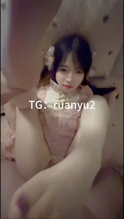 合法萝莉 美少女萝莉软欲，清纯可人！【15v+1.94g】