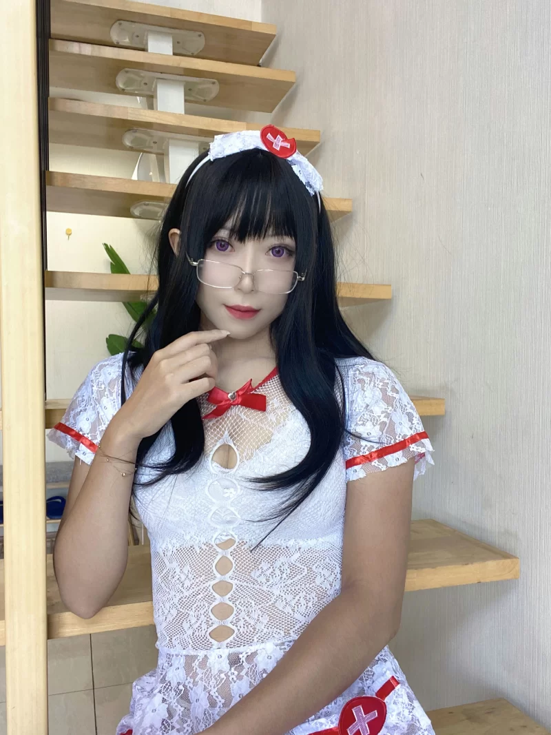 自拍 Money冷冷 NO.051 白网护士套 [48P2V-2.18GB]【48P2V+2.18GB】