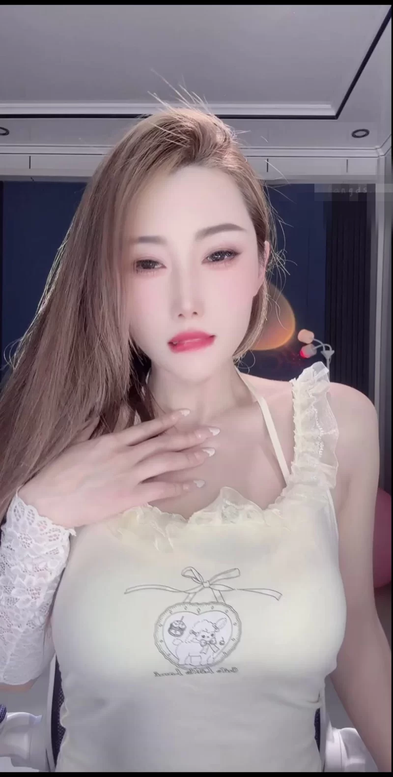 美女御姐 快手主播 内蒙古糖宝 私定福利【4V+869MB】