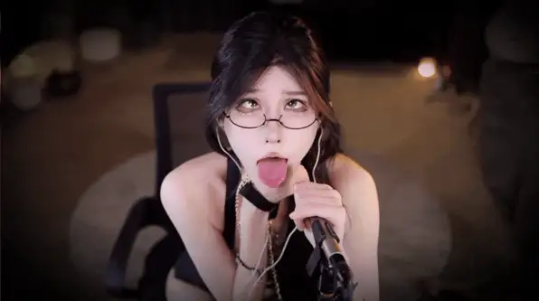 自拍 七月最新粉丝祭[张爱玲] 涩涩痴女上司调教，捆绑主仆【64v+30g】