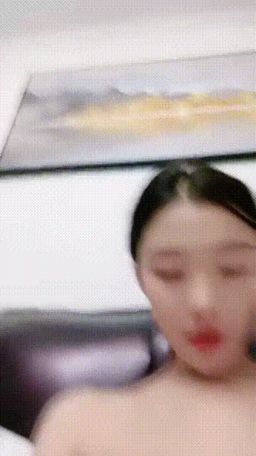 美女御姐 [少女秘书]美颜巨乳翘臀粉穴 高颜值大长腿 无套啪啪掰【2+500MB】