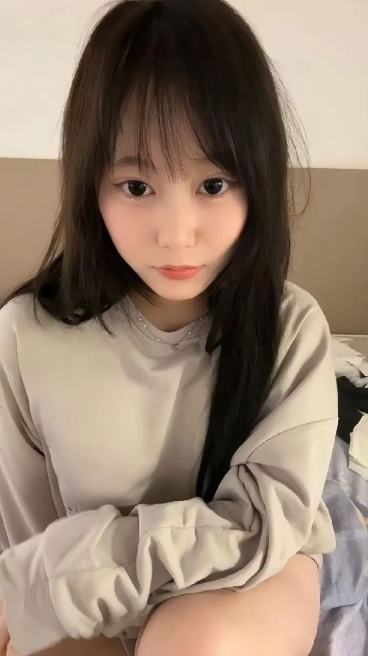 女大学生 超高颜值的大奶小妹[kouk]和金主爸爸的1v1裸聊【2V+727M】