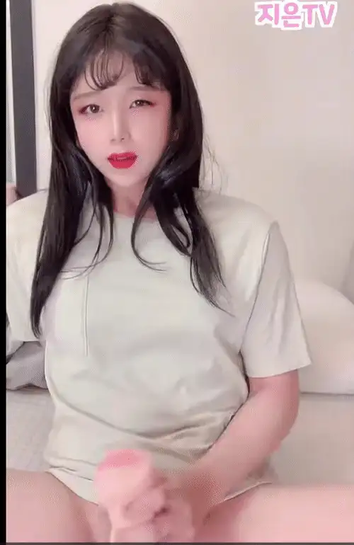 高颜值 韩国超火网红福利小屌自慰~爆菊打飞机，各种制服撸管射精【1V+700M】