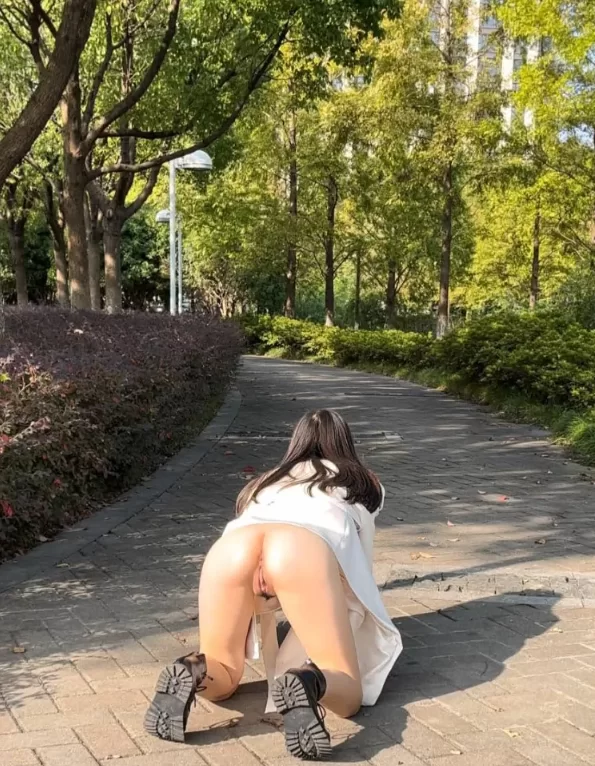 自拍 人前露出女大学妹[哪吒]高挑身材超,清￥纯淫靡并存【92V+173P+3.67G】