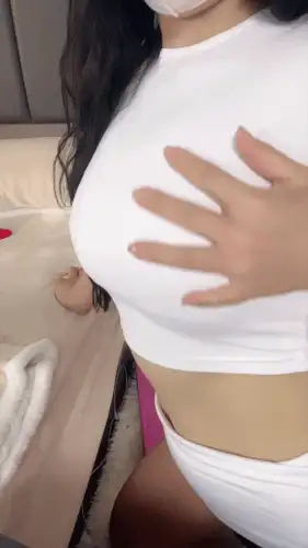 国产主播 大奶美女[熊猫娃娃]各式制服,揉奶抠逼自慰诱惑0602-0625【32v+27G】