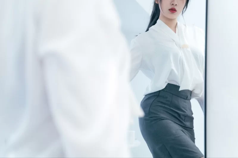 国产coser 轩萧学姐  OL [34P-556MB]【34P+566M】